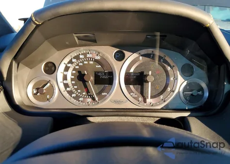 2012 Aston Martin Virage z USA, uszkodzony, nr VIN SCFFDECN7CGG13459